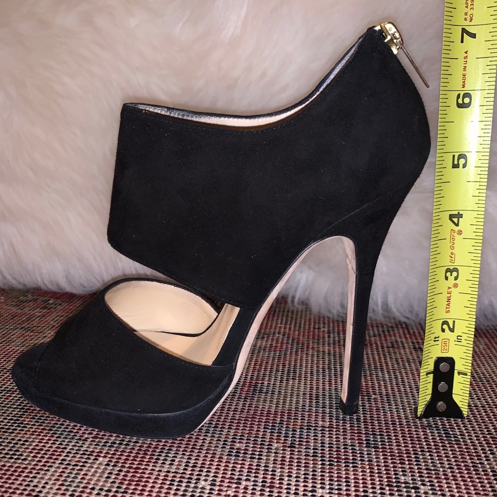 JIMMY CHOO ‘Private’ Suede Leather Sandal 8 - Picture 7 of 13